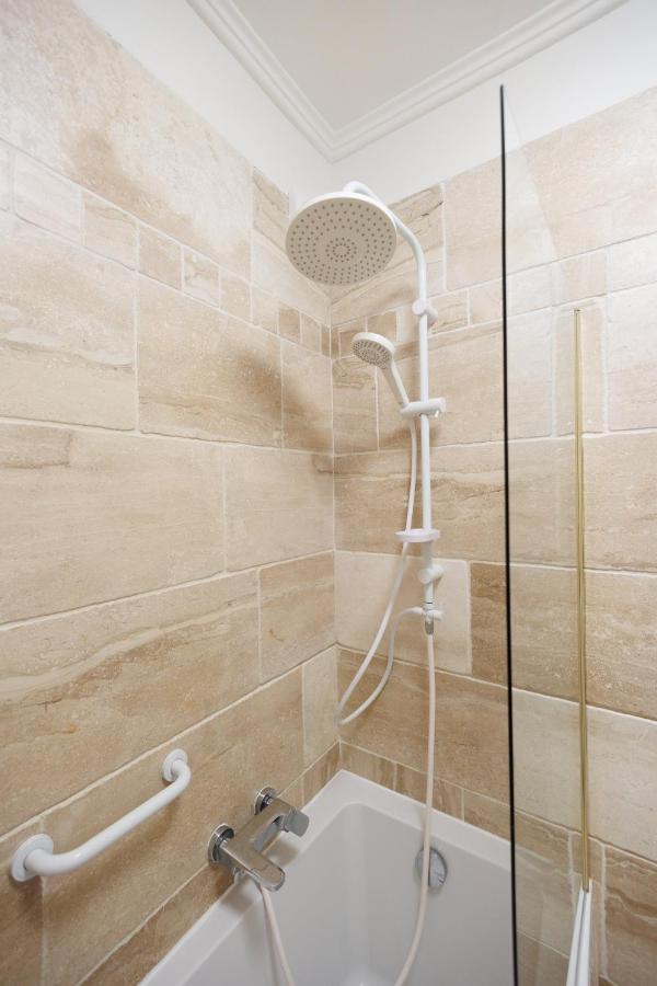 Maison Bruehl - Apartamenty Przy Ogrodzie Saskim Warsaw Exterior photo